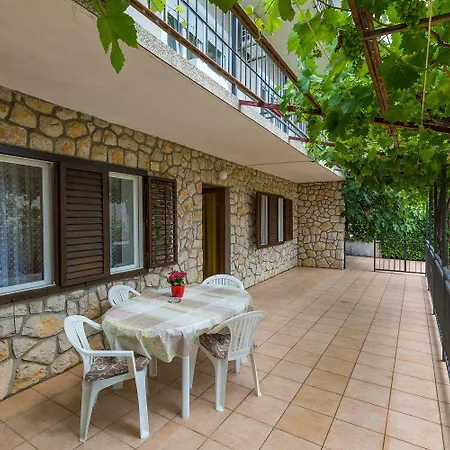 Charmantes Nur 650 Meter Zum Mit Mediterranem Garten, Meerblick, Grill