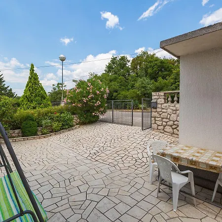 Charmantes Nur 650 Meter Zum Mit Mediterranem Garten, Meerblick, Grill *