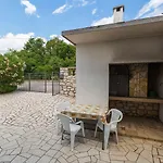 Charmantes Nur 650 Meter Zum Mit Mediterranem Garten, Meerblick, Grill Apartamento Novi Vinodolski