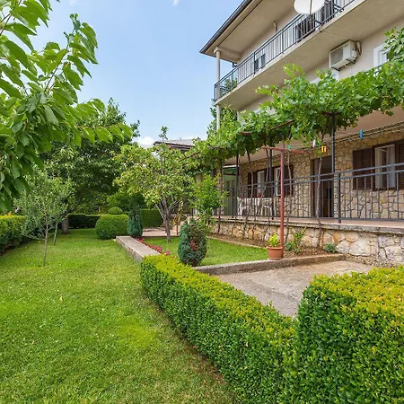 Charmantes Nur 650 Meter Zum Mit Mediterranem Garten, Meerblick, Grill Διαμέρισμα *