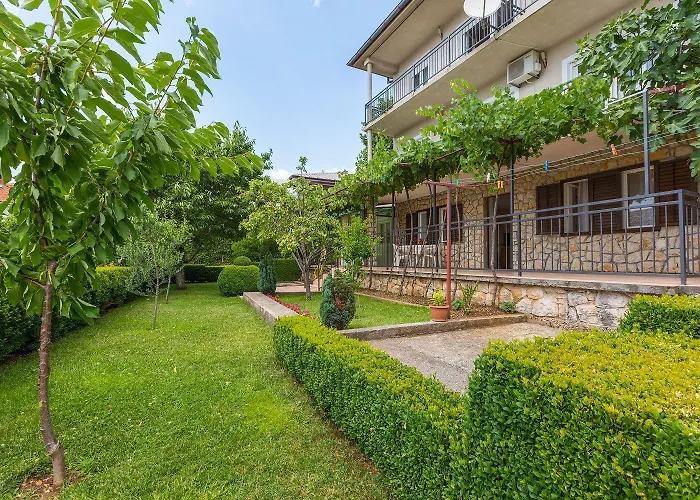 Charmantes Nur 650 Meter Zum Mit Mediterranem Garten, Meerblick, Grill Διαμέρισμα *