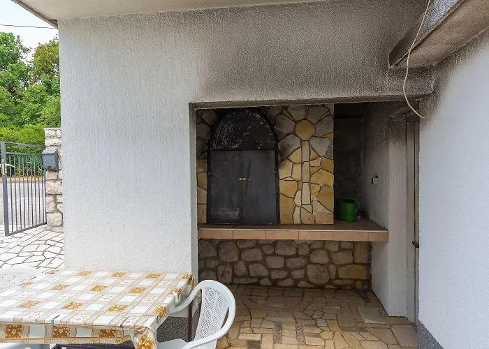 Charmantes Nur 650 Meter Zum Mit Mediterranem Garten, Meerblick, Grill